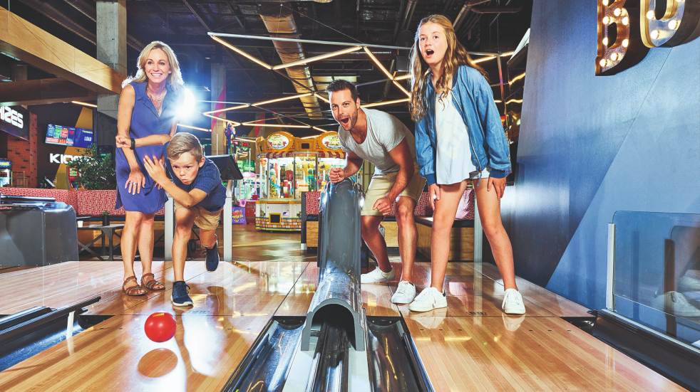 family bowling - kids pass